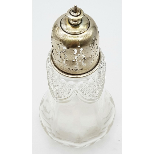 532 - Antique CUT GLASS SILVER TOPPED SUGAR SHAKER.  Hallmark for Henry Moreton, Birmingham 1912. af. 18.5... 