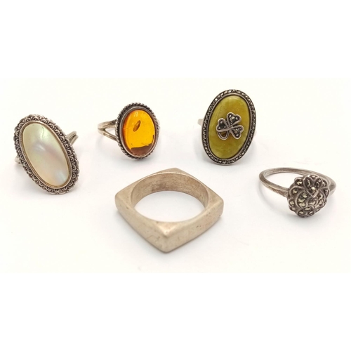 668 - Five Vintage Different Style Sterling Silver Rings. 28g