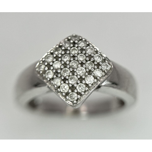 158 - A 14K WHITE GOLD ( TESTED ) DIAMOND RING - 0.25CTW. 4G. SIZE J. REF: SC4073