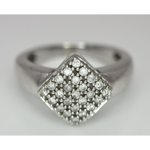 158 - A 14K WHITE GOLD ( TESTED ) DIAMOND RING - 0.25CTW. 4G. SIZE J. REF: SC4073