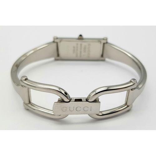 486 - A Very Good Condition Ladies Gucci Stainless Steel ‘Horse bit Clasp’ Bracelet Watch Model 1500L. 15m... 