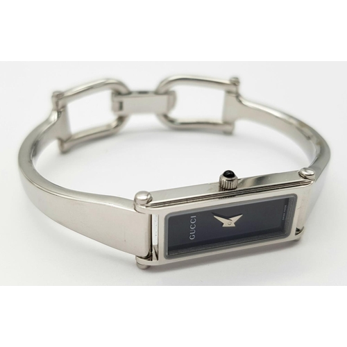 486 - A Very Good Condition Ladies Gucci Stainless Steel ‘Horse bit Clasp’ Bracelet Watch Model 1500L. 15m... 