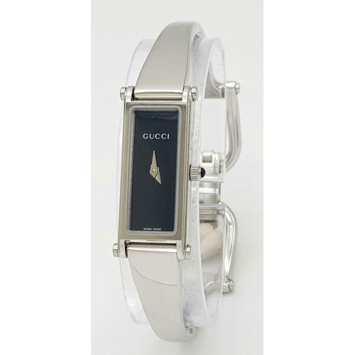 486 - A Very Good Condition Ladies Gucci Stainless Steel ‘Horse bit Clasp’ Bracelet Watch Model 1500L. 15m... 