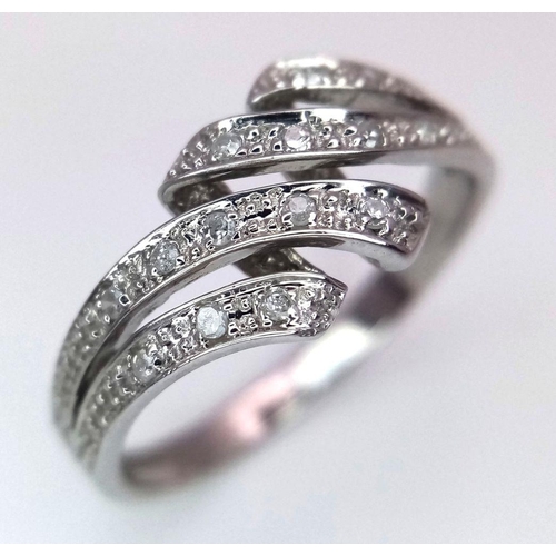 544 - A 9K WHITE GOLD DIAMOND SET 4 ROW SPLIT RING -2.3G. Size Q. REF: 8595