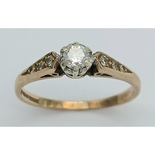 181 - Tasteful 9 carat GOLD & DIAMOND SOLITAIRE RING.Full UK Hallmark. Complete with Ring Box. 1.7 grams. ... 