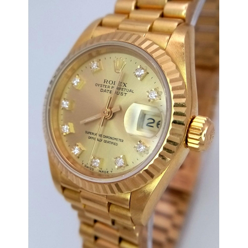 255 - A Classic 18K Gold Rolex Datejust Diamond Ladies Watch. 18k gold bracelet and case - 26mm. Gold tone... 