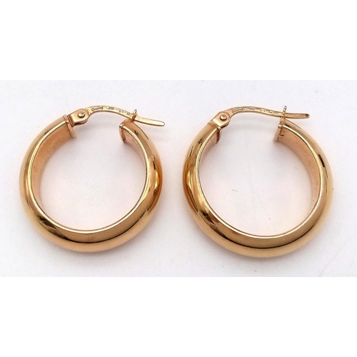 273 - Classic 9 carat GOLD HOOP EARRINGS. Full UK hallmark. Approx 2.0 grams. 1.85 cm Diameter. Condition ... 