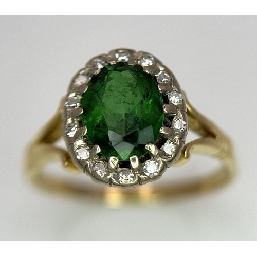 310 - A 18K Yellow Gold Green Stone and Diamond Ring, 5.4g total weight, size S.

ref: 5877H