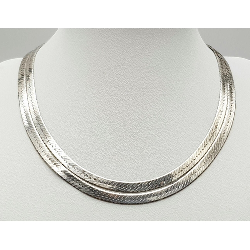 336 - Italian SILVER FLAT LINK NECKLACE. Extra long at  77 cm  (30“).