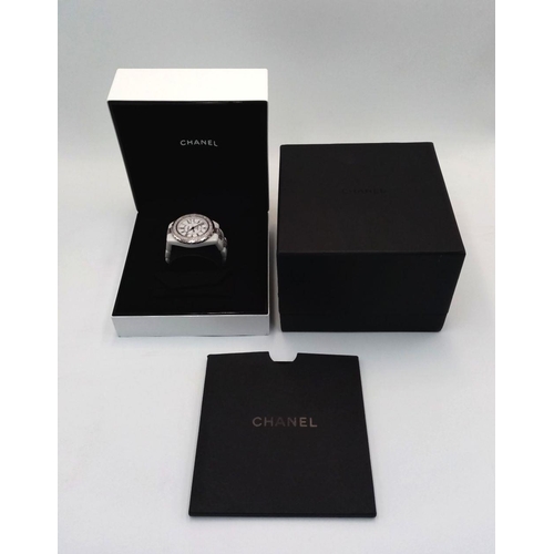 39 - A Chanel J12 Diamond Automatic Ladies Watch. Ceramic, stainless steel and diamond bracelet and case ... 