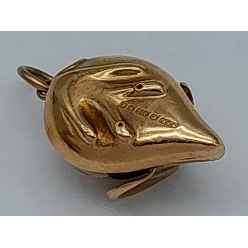 579 - A 9K YELLOW GOLD MOUSE CHARM - 1.4G. 2CM. REF: SC4063