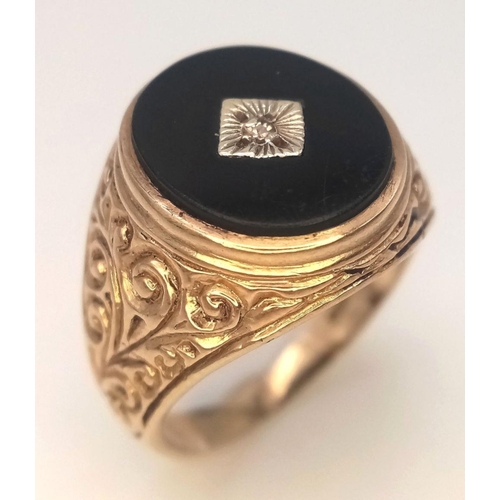 63 - Stunning vintage 9 carat GOLD and BLACK ONYX SIGNET RING. Having Diamond to centre. Beautifully deco... 