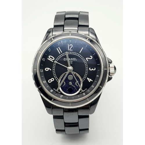 95 - A Chanel J12 Moon-phase Automatic Ladies Watch. Black ceramic and stainless steel case - 39mm. Black... 