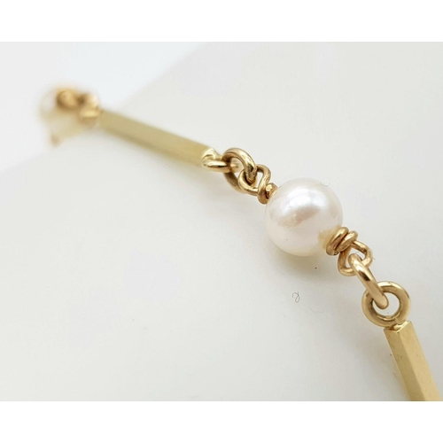 202 - Stunning 9 carat GOLD BRACELET set with GOLD BATONS and PEARLS. 5.0 grams. 18 cm.