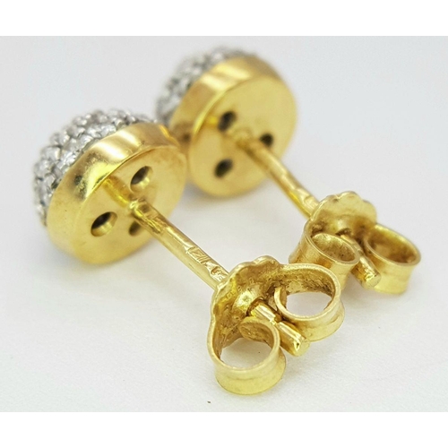 232 - A 18K Yellow Gold CZ Cluster Studs, 3.7g total weight.

ref: 1264I