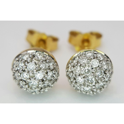 232 - A 18K Yellow Gold CZ Cluster Studs, 3.7g total weight.

ref: 1264I