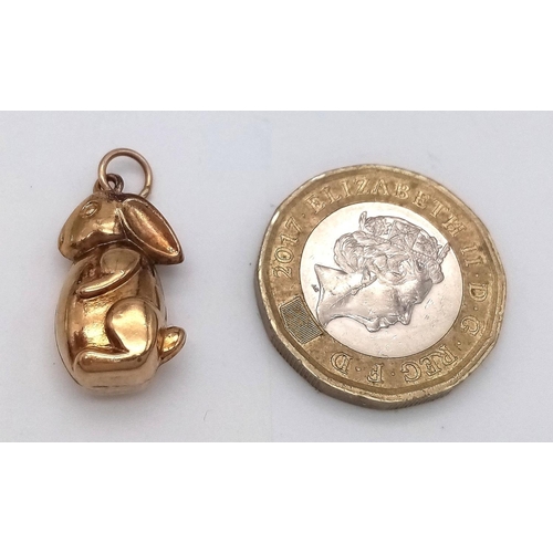 420 - Vintage 9 carat GOLD ‘BUNNY’ CHARM. Fully hallmarked. 1.2 grams.