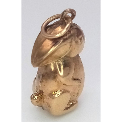 420 - Vintage 9 carat GOLD ‘BUNNY’ CHARM. Fully hallmarked. 1.2 grams.