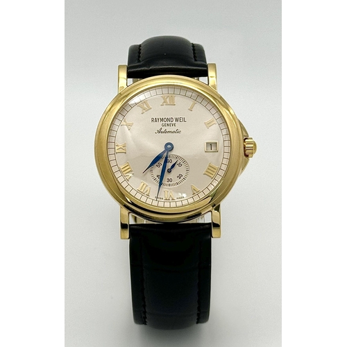 340 - A RAYMOND WEIL GOLD PLATED GENTS WRIST WATCH WITH SKELETON BACK , ROMAN NUMERALS , DATE BOX AND BLAC... 