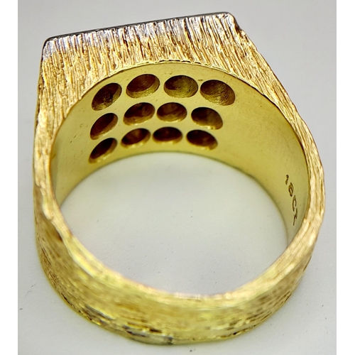 66 - An 18K Yellow Gold Diamond Signet Ring. 12 round cut diamonds. 0.8ctw approx. Size H. 9.87g total we... 