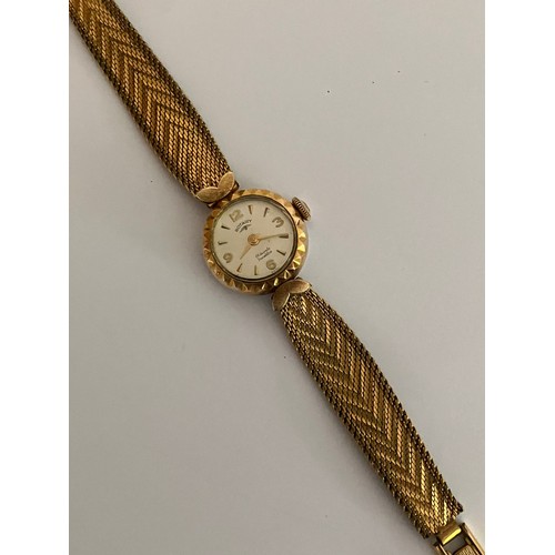 357 - Ladies vintage ROTARY WRISTWATCH. Gold plated ( 20 microns). Manual winding in full working order. A... 