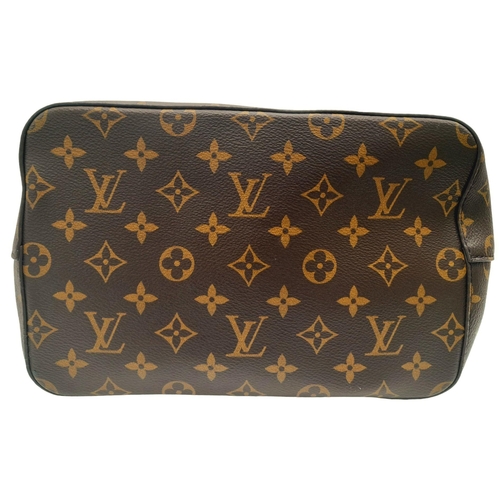 277 - A Louis Vuitton Neonoe Shoulder Bag. Monogram coated canvas exterior with gold-toned hardware, remov... 