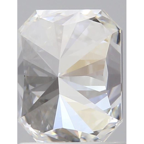 390 - 0.8ct radiant cut DIAMOND stone, colour G, clarity VS1, comes with GIA certificate.
Measurement 5.70... 