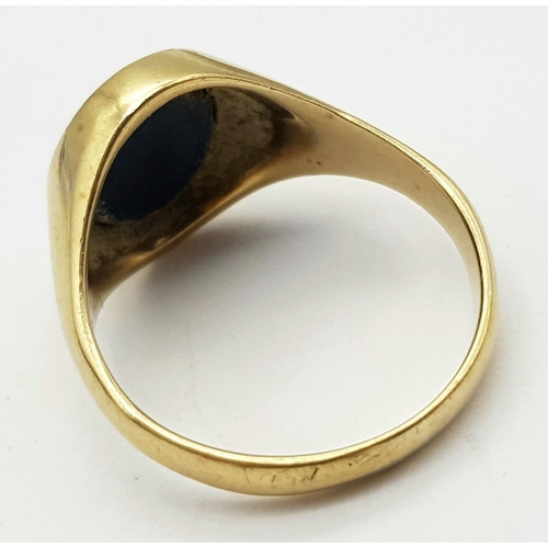 49 - Vintage 9 carat GOLD, PBLOODSTONE SIGNET RING. Full UK hallmark. Complete with ring box. 6.0 grams. ... 