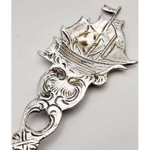 1699 - A SILVER FOB SPOON WITH GALLEON HANDLE .     20gms