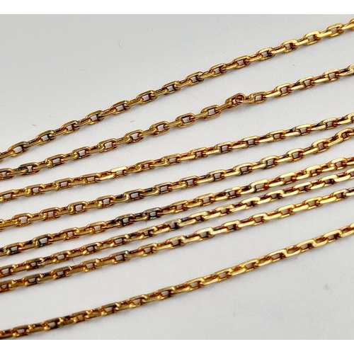 727 - A VINTAGE 14K GOLD NECK CHAIN .    2.8gms   52cms