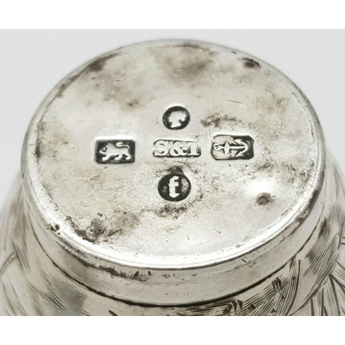 1712 - An Antique Sterling Silver Salt/Pepper Cellar. Hallmarks for Birmingham 1880. 7.5cm. 27g