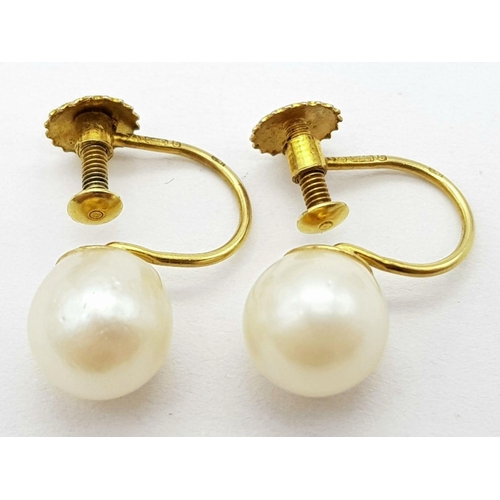 1172 - An Excellent Condition Pair of Vintage 9 Carat Yellow Gold Pearl, Screw Back, Earrings. Set with 8mm... 