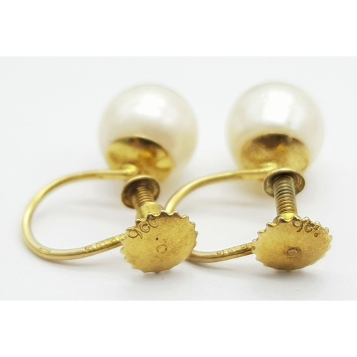 1172 - An Excellent Condition Pair of Vintage 9 Carat Yellow Gold Pearl, Screw Back, Earrings. Set with 8mm... 