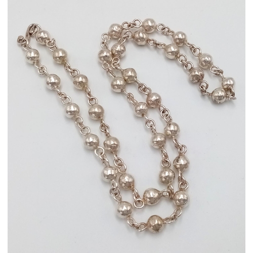 140 - Magnificent heavy quality SILVER BOULES NECKLACE.  48 grams.  Longer length at 65 cm. Exceptional co... 