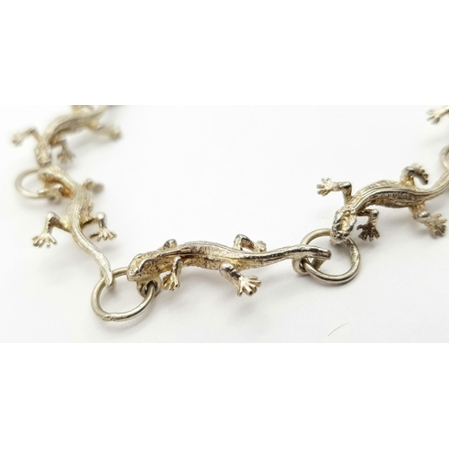 161 - Fully hallmarked SILVER SALAMANDER BRACELET. Beautiful condition. 20 cm.