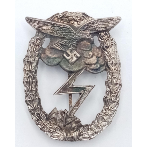 201 - WW2 German Luftwaffe Ground Assault Badge. Maker Marked K & Q  (Kleine & Quenzer).