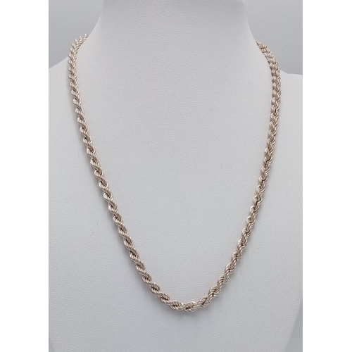 343 - Nice quality Classic SILVER ROPE NECKLACE. 45 cm.