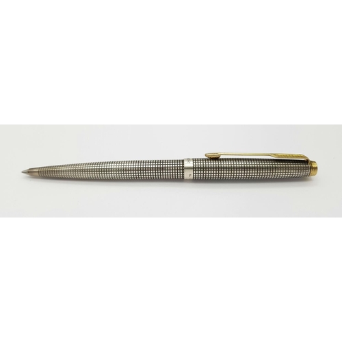 357 - Vintage SILVER PARKER BALLPOINT PEN. Full working order. Markings to centre for 925 STERLING. Excell... 