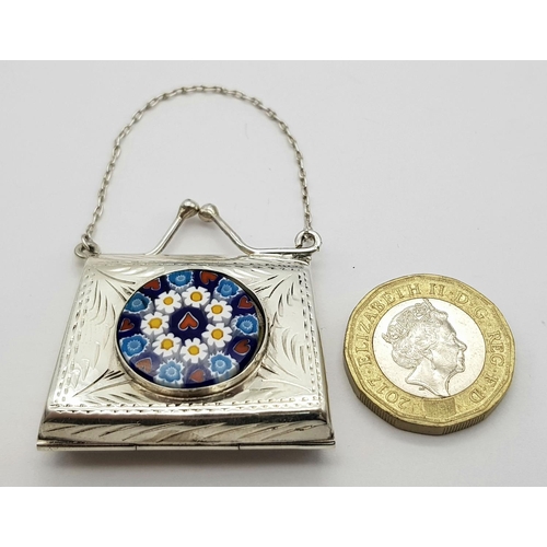 371 - Really lovely vintage SILVER PILL BOX IN the form of a handbag/purse. Beautifully decorated. Complet... 