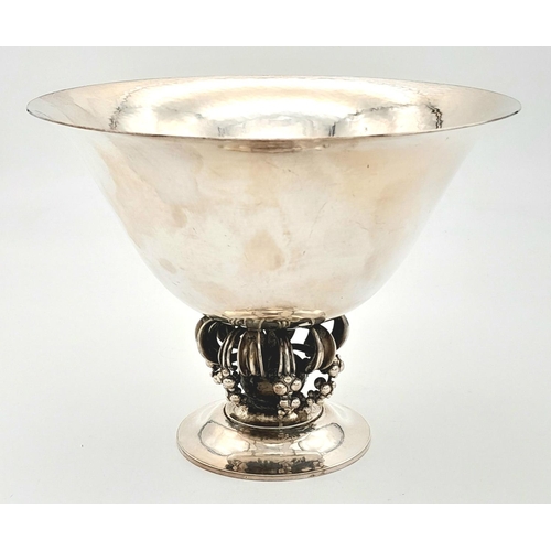 51 - A Vintage Georg Jensen Sterling Silver Bowl. A Beautiful mid-size bowl in chalice form with ornate d... 