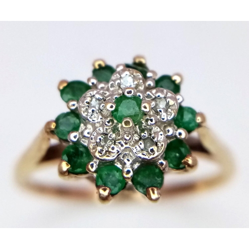 537 - A 9K YELLOW GOLD DIAMOND & EMERALD RING 2.4G SIZE O. Ref: SC 5060.