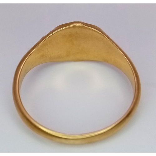 45 - A Vintage 18K Yellow Gold Signet Ring. Size O. 4.4g. Full UK hallmarks.