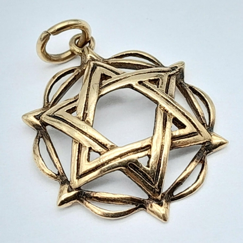 547 - A 9K Yellow Gold Star of David Pendant. 23mm. 1.55g weight.