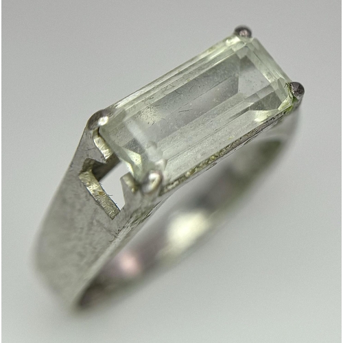 753 - A Vintage 9k White Gold Topaz Ring. Size M. 2.7g total weight.