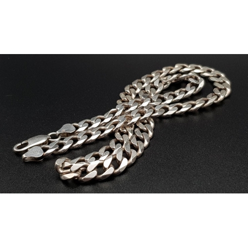 876 - A very attractive heavy Solid silver 925 curb chain necklace, 47.7g total weight, 45.5cm length. Exc... 