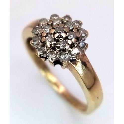 965 - A 9K YELLOW GOLD DIAMOND CLUSTER RING. 0.25CT. 2.2G IN WEIGHT. SIZE L 1/2. Ref: SC 5011.