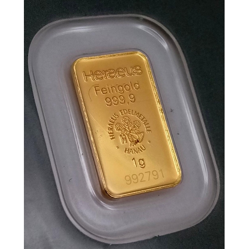 60 - A HERAEUS FINE GOLD 999.9 GOLD BAR 1G IN PACKAGING .  Ref: A/S 1099