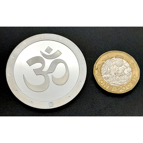 81 - 1 TROY OZ FINE SILVER .9999  ASIAN DEITY ON LOTUS FLOWER COIN 40MM DIAMETER 31.2G  Ref: A/S 1118