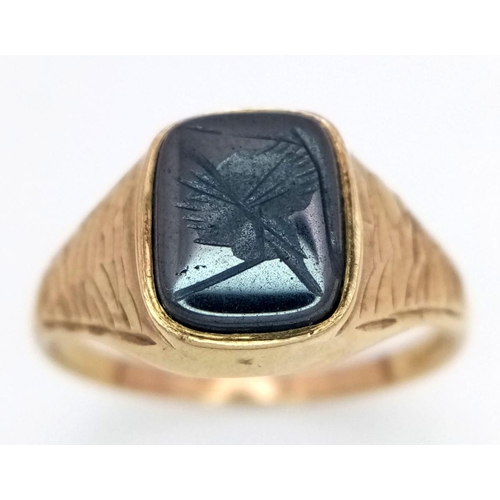 469 - Vintage 9 carat GOLD CENTURION SIGNET RING. Having attractive Barked Gold Shoulder Detail. Full UK h... 