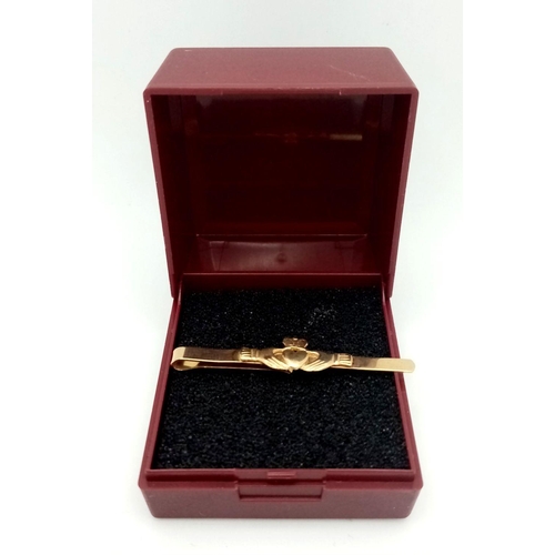 427 - Vintage 9 carat GOLD CLADDAGH TIE CLIP. Full UK hallmark. 2 grams. 4.5 cm.